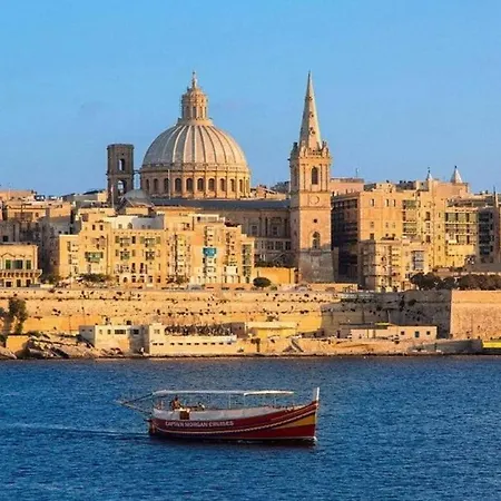 아파트 Miris Cosy 3 Bedroom Maisonette-near Marsaskala Seafront *