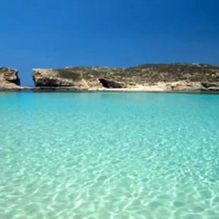 Miris Cosy 3 Bedroom Maisonette-near Marsaskala Seafront Apartment